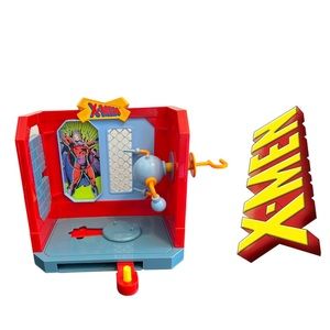 X-Men Wolverine Combat Cave Danger Room Toybiz 1994